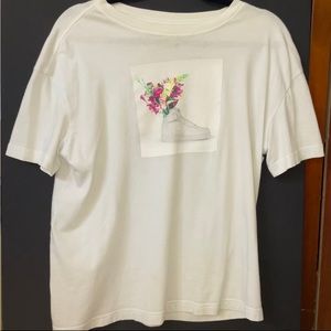 Nike Graphic White Tee (M)